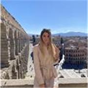 Clases particulares de Lengua Castellana y Literatura, Ciencias Sociales, etc. Adaptadas a cada alumno. Chica de 23 años, graduada en Derecho/Máster/Título de Experto. Puedo desplazarme a cualquier zona de Madrid. Me gusta muchísimo enseñar y tengo experi