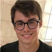 Bilingue en italien, ayant déjà donné des cours au lycée.