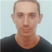 Estudiante de psicología y futuro orientador escolar. Busco dar clases a gente de primaria y ESO. Mi especialidad son las matemáticas, inglés y otras ciencias, aunque me adapto a las necesidades del alumno