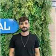 Dou aulas de Língua Portuguesa com foco em gramática e interpretação de textos, compreender a língua de forma clara e eficiente