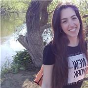 Traductora de inglés y francés con experiencia como profesora ofrece clases a alumnos de todas las edades y de todos los niveles