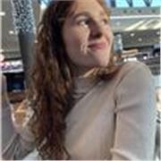 Profesora para todos los cursos y niveles excepto universidad . 