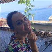 Cerchi una logopedista? Disponibile sia online che in studio o a domicilio. Mi occupo di tutte le necessità della voce, della parola, dell’apprendimento e della deglutizione, sia nei bambini che negli adulti. Sia online che a Bologna, Milano e Rimini