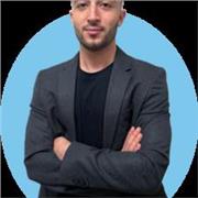 Le marketing digital est devenu indispensable pour réussir ses études en marketing, et sa maîtrise aide les étudiants à se distinguer dans la foule pour trouver un emploi plus rapidement que les autres. Alors, ne ratez pas cette chance de l'apprendre