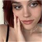 Diplomata al liceo linguistico, offro ripetizioni di Italiano, grammatica, Inglese di cui possiedo livello C1 e altro