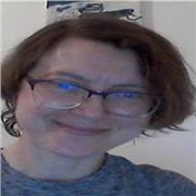 Ich unterrichte Deutsch und Englisch als Fremdsprache in der Grubdschule und bereite auf das Gymnasium vor.