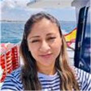 Profesora de apoyo escolar de inglés y matemáticas orientada a potenciar el aprendizaje en primaria