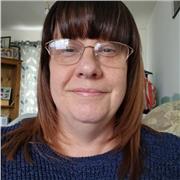 I am a native English speaker and have worked with young adults with learning difficulties doing their degrees in various areas