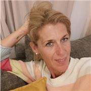 Profesor bilingüe ofrece clases de conversación de francés para adultos en Tenerife, si lo deseas trabajaremos también la gramatica.
Me puedo desplazar, on line o simplemente tomando un café