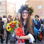 Insegnante di italiano con diploma di maturità classica e laurea triennale in psicologia