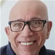 J’ai une solide expérience dans la formation linguistique