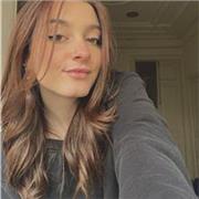 Profesora de dibujo con cuatro años de estudios de carrera de Bellas Artes, anteriormente bachillerato artístico y clases de pintura y dibujos aparte. Puedo dar clases en Barcelona presenciales y online. Conocimientos de Historia del Arte, procesos clásic