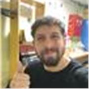 Persona responsable, proactiva, alegre y con ganas de enseñar y aprender. He dado clases a adultos y niños, y me gusta mucho.