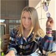 Mi chiamo Anna e sono una studentessa, ho un livello di spagnolo B2.2 e ho vissuto 7 mesi in spagna