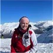 Profesora con más de cinco años de experiencia