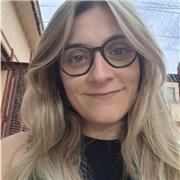 Insegnante privato offre aiuto compiti e lezioni di italiano, inglese e scienze per studenti di elementari, medie e superiori.