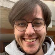 Offro la mia completa disponibilità ad aiutare bambini e ragazzi volenterosi di imparare la lingua inglese in modo coinvolgente!