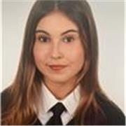 Profesora que imparte clases particulares de casi todas las materias menos física y química , desde primaria a la ESO