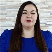 Doy clases particulares de español para extranjeros que quieran aprender el idioma y también ofrezco refuerzo de primaria