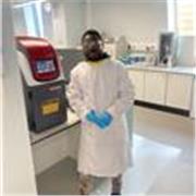 I’m a science teacher to be precised chemistry 