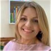 Soy profesora de niños con dificultades de aprendizaje, autismo, TDAH entre otras. Cuento con destrezas de enseñanza para ellos 