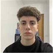 Estudiante de bachiller responsable y simpático apto para enseñar a niños de todas edades.