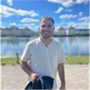 UK-Absolvent bietet dynamischen Englischunterricht, Konversationspraxis und Business English für alle Niveaus online an :)
