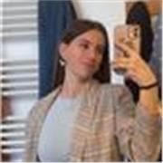 Je suis étudiante en fac de langues et je propose des petits cours d'anglais pour des enfants en primaire ou début collège.