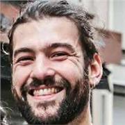 Aide aux devoirs pour tous 
Médecin généraliste en cours de travaux de thèse