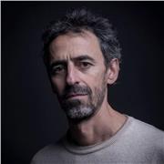 Artista offre lezioni di pittura e disegno