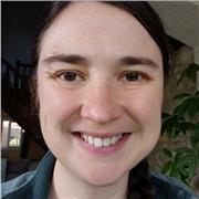 Professeur/Tuteur donne des cours sur différentes matières et différents niveaux