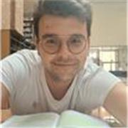 Sei alla ricerca di un insegnante motivato e che motivi tuo/a figlio/a? Non esistare a contattarmi
