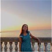 Estudiante de Educación Inantil y Primaria de 1º, profesora particular con experiencia de 3 años y monitora de grupos de fe, 1 año