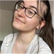 Chica estudiante Psicología ayuda con materias de Lengua