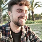 Profesor de la ESO y Bachiller, además también doy clases de CASTELLANO