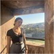 Profesora particular, extrovertida y con paciencia de inglés (con título B2 de Cambridge y pasado el verano en EEUU), matemáticas