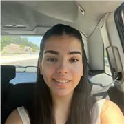 Actualment estudiant d'enginyeria química. He estudiat batxillerat científic. Puc donar classes a petits, d'ESO o batx.