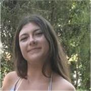 Soy una alumna muy aplicada de 1 de bachillerato, que se ofrece a dar clases de historia a alumnos de hasta 4 de la eso