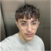 Estudiante con nivel C1 dispuesto a dar clases a cualquiera que quiera aprender