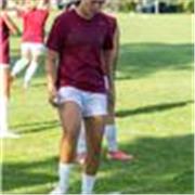 Clases de fútbol. Soy Valeria y me gustaría dar clases a niños y niñas pequeñas de cómo aprender a jugar a fútbol. Además doy tecnificaciones a niños con mayor nivel