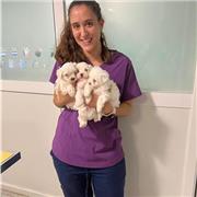 Profesora de Veterinaria con enfoque teórico y práctico para formar estudiantes con pensamiento crítico, conciencia y autonomía.