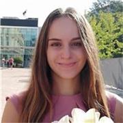 Laureata in matematica offre ripetizioni di matematica a studenti di scuole superiori