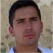 Profesor recién graduado en el doble grado de Ingeniería Informática y ADE imparte clases relacionadas con esta titulación. Desde Física, Programación o Arquitectura de Datos hasta Macroeconomía, Contabilidad o Dirección Financiera.