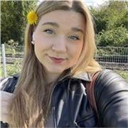 Englisch Nachhilfelehrerin für Leute im Schulalter (6-19)