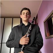 Studente con certificazione delle competenze biennali offre lezioni di teoria musicale e Clarinetto