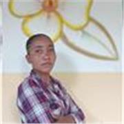 J'enseigne le français avancé et l'anglais B1. Passionnée par les langues, je les apprends et donne en cours. Native French Speake