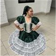 Profesora de Danza regional imparte clases Pra niños de todas las edades