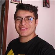 Jóven cursante de inglés, con Nivel A1 académicamente certificado y tomando cursos hasta el nivel C1