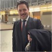 Trasforma il Diritto da ostacolo a passione con lezioni online coinvolgenti per studenti (liceo/università) di Napoli e dintorni