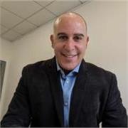 I’m a personal development coach helping students and professionals build confidence and achieve their goals